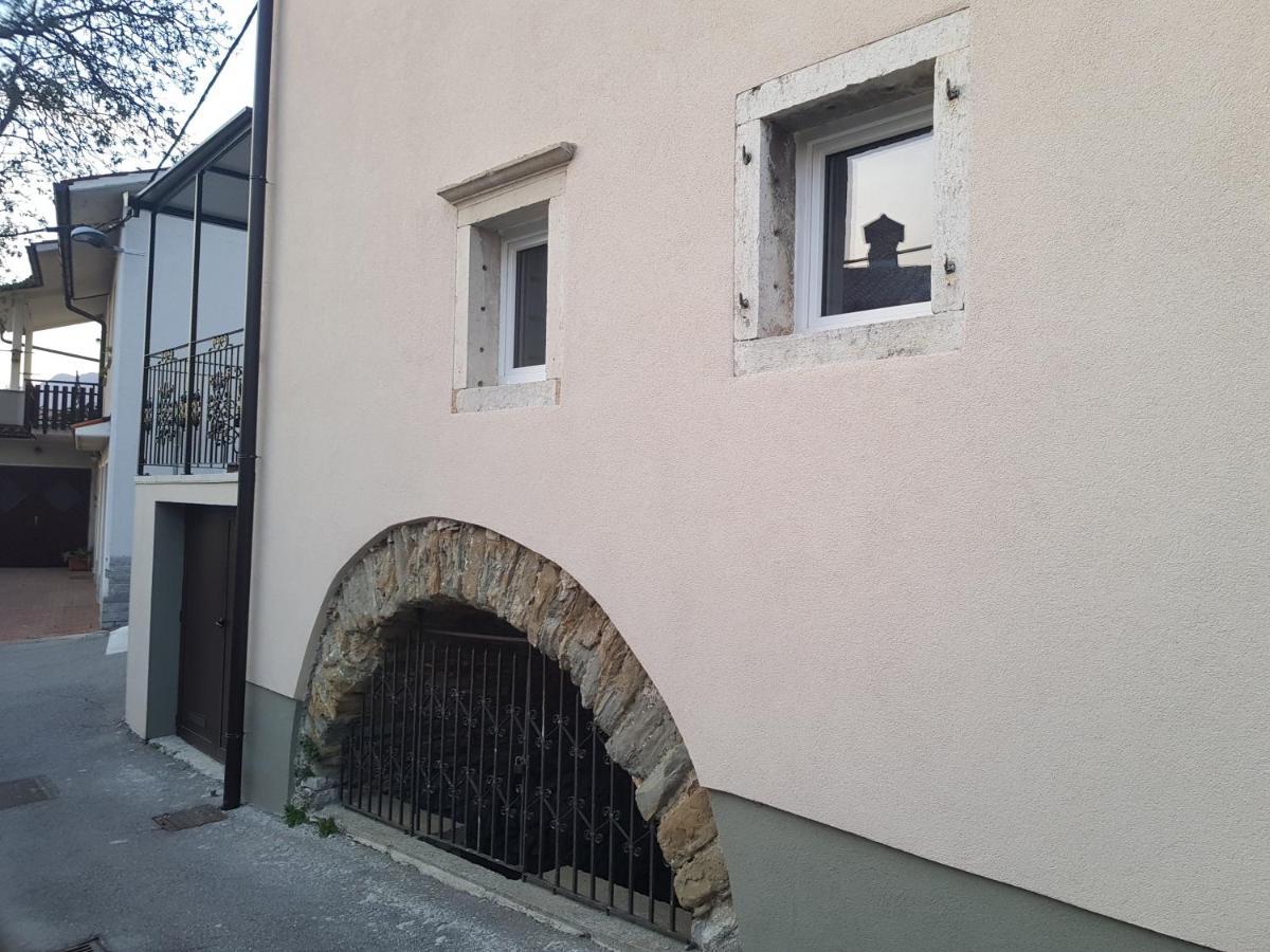 Boutique Villa Zontova Jama Vipava Exterior foto